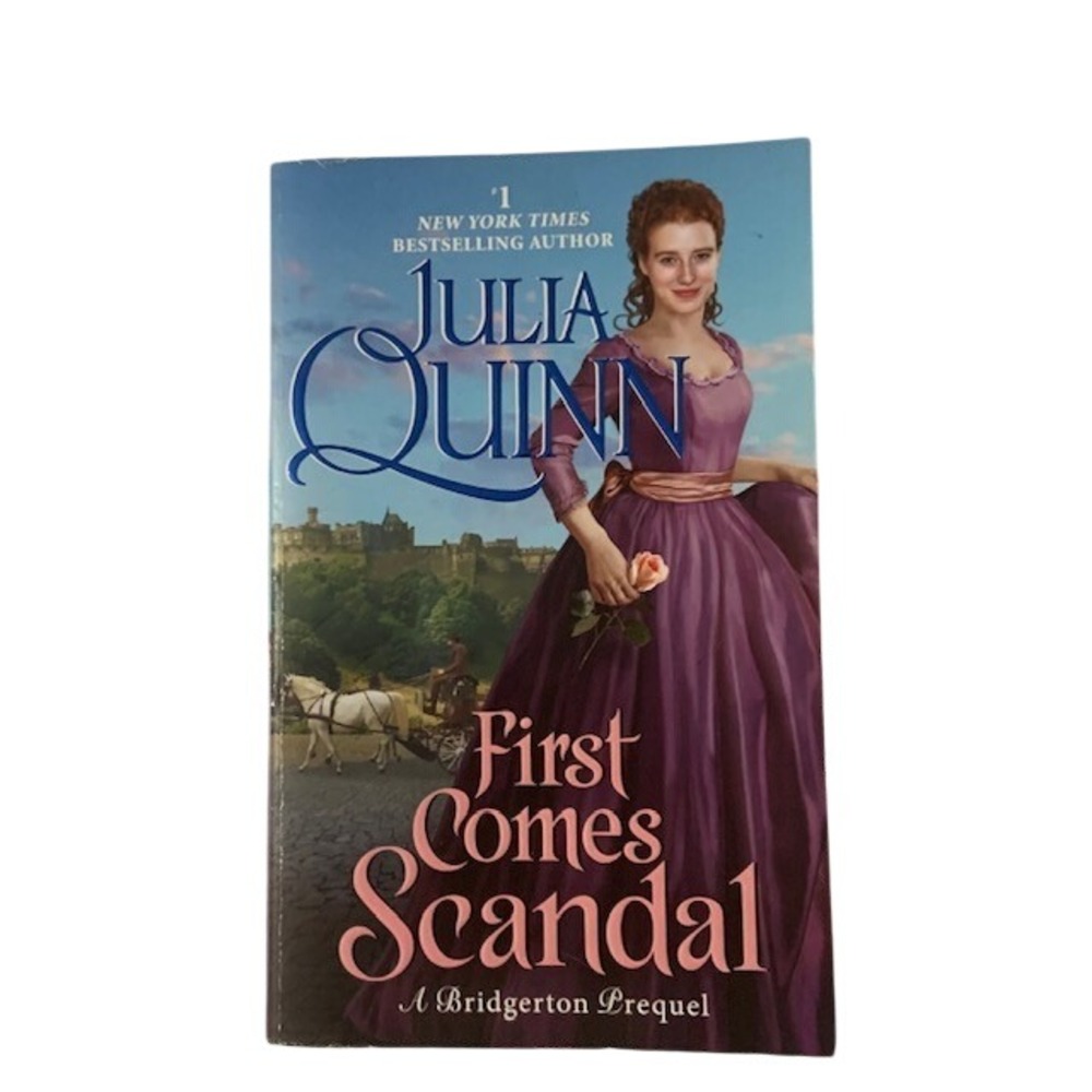 Bridgerton‎ Prequel First Comes Scandal Julia Quinn Paperback